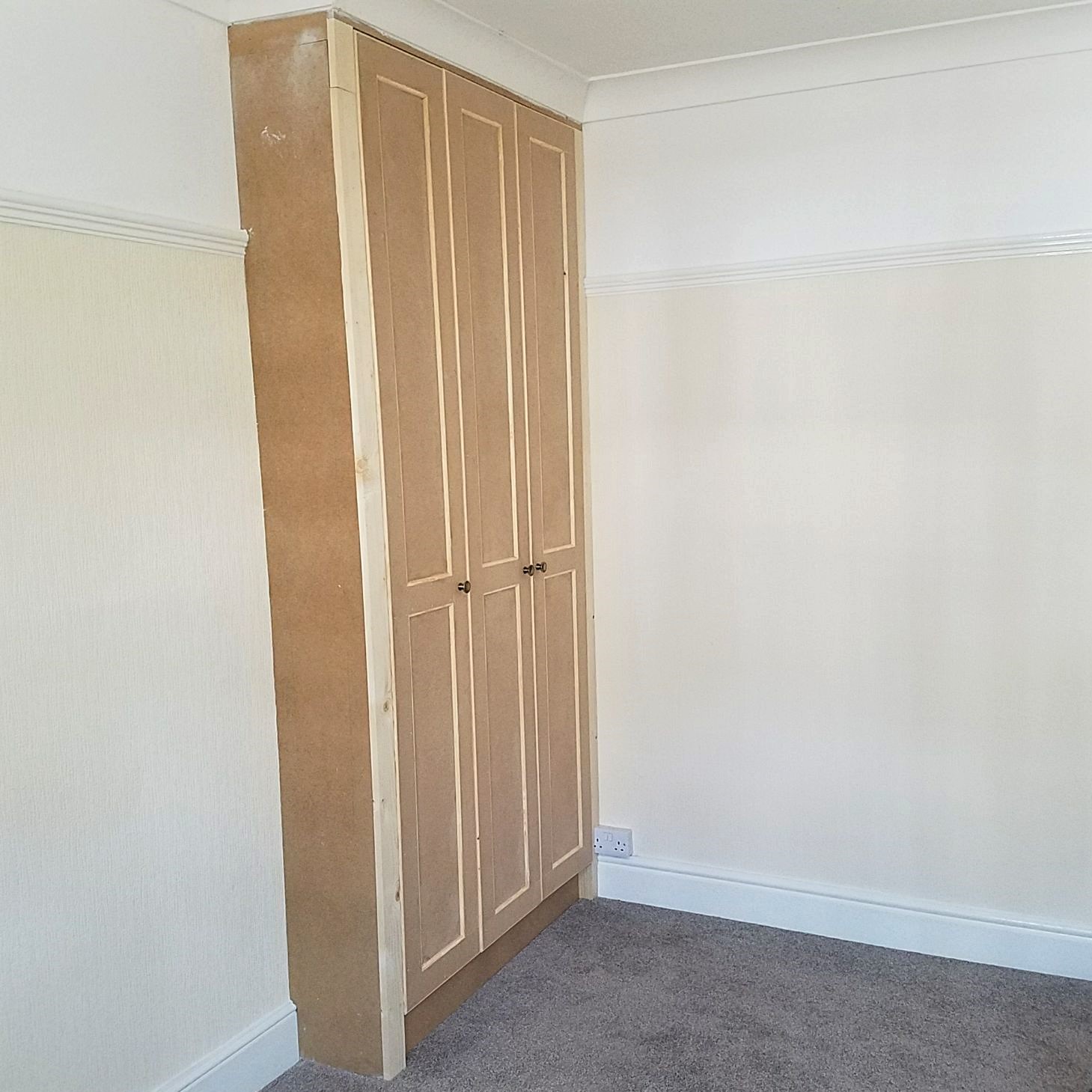 Door Hanging Services in Swansea | Banfield Carpentry